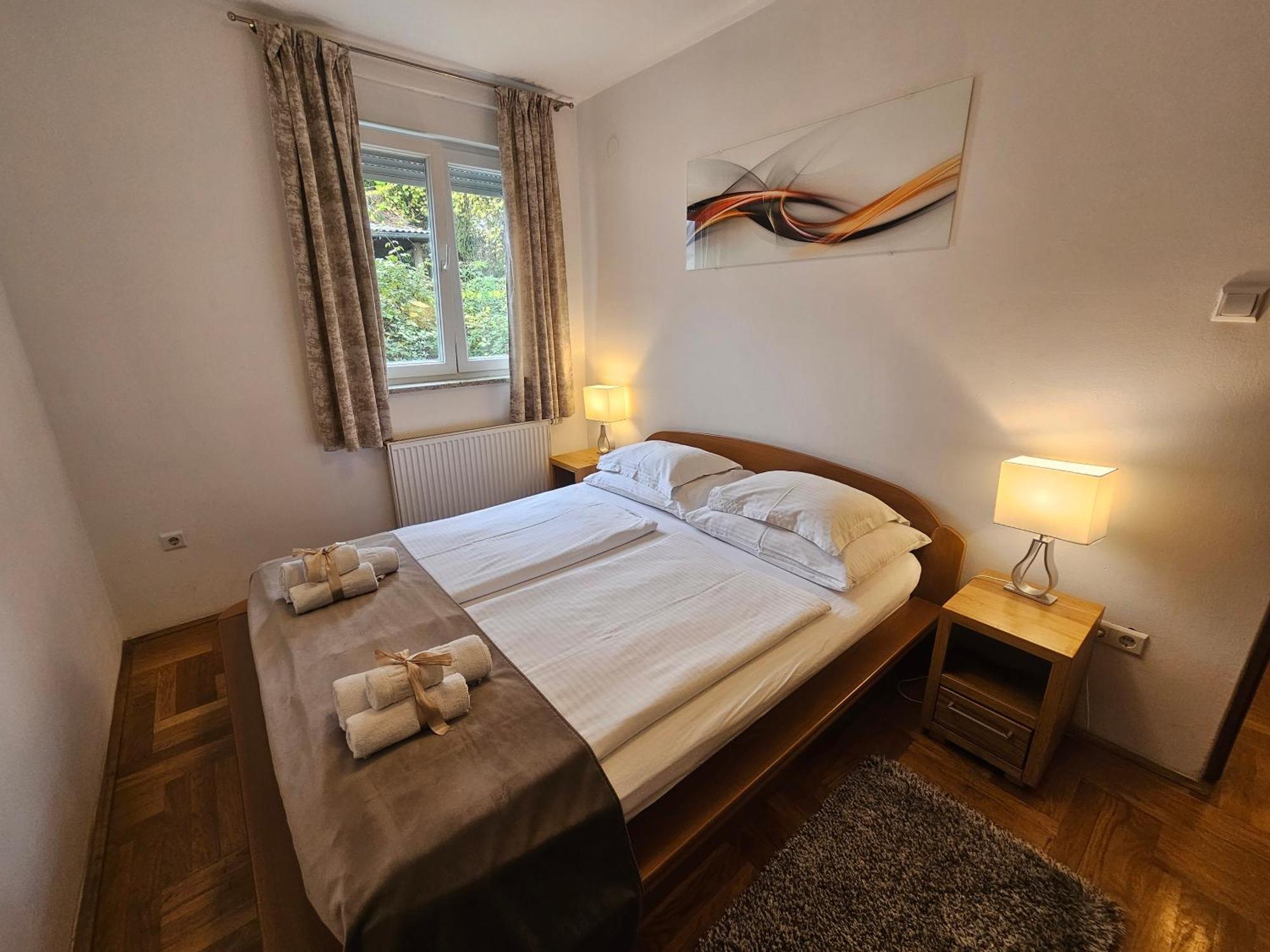 Apartments Tony Загреб Экстерьер фото