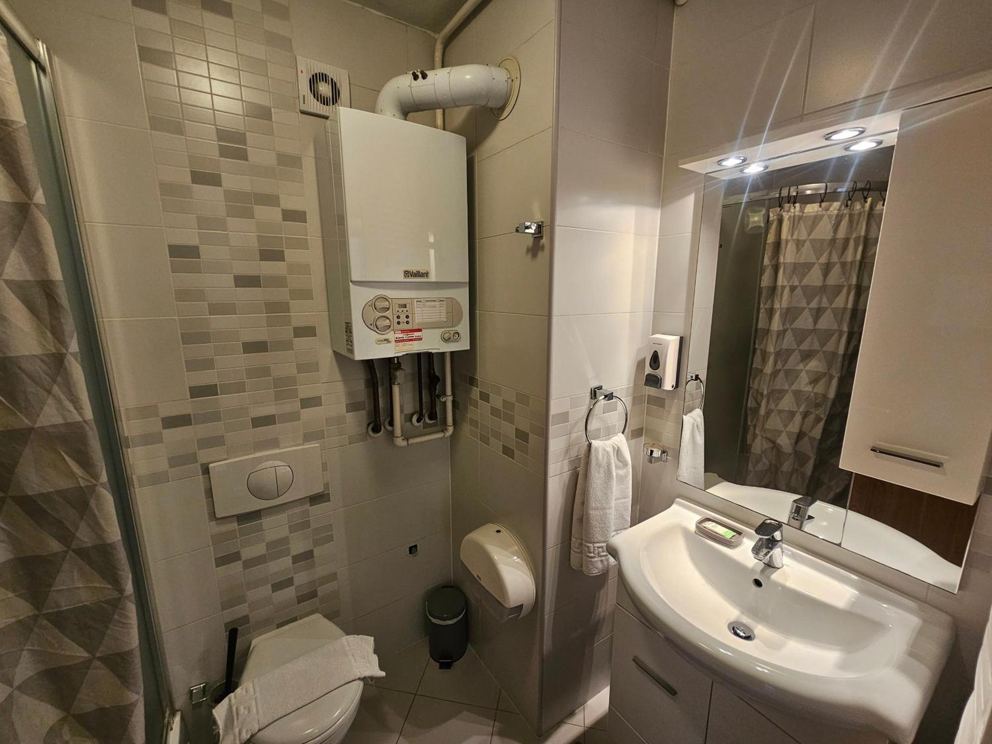 Apartments Tony Загреб Экстерьер фото