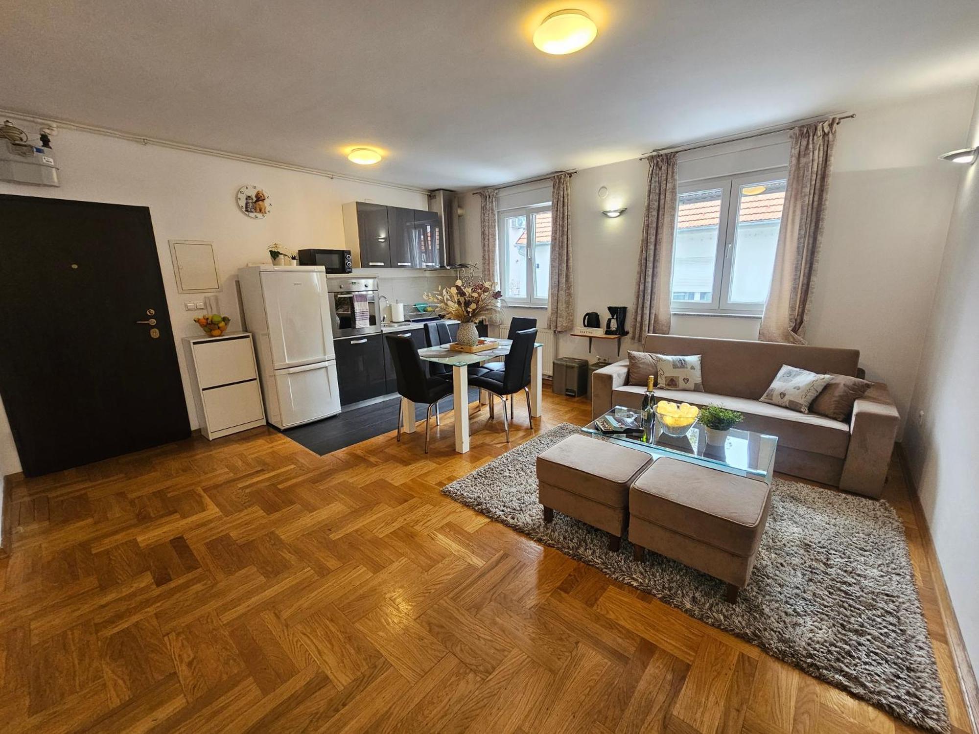 Apartments Tony Загреб Экстерьер фото